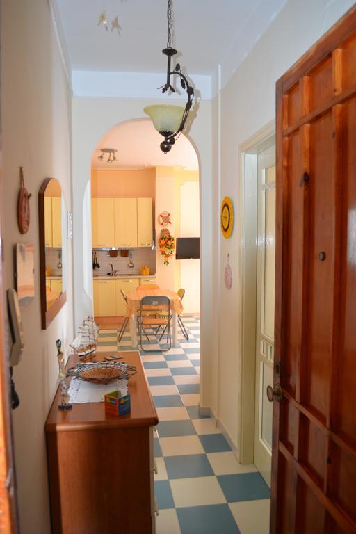 Casa Vacanze Dei Navigatori On The Sea Pontecagnano Exterior photo