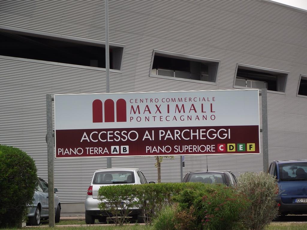 Casa Vacanze Dei Navigatori On The Sea Pontecagnano Exterior photo